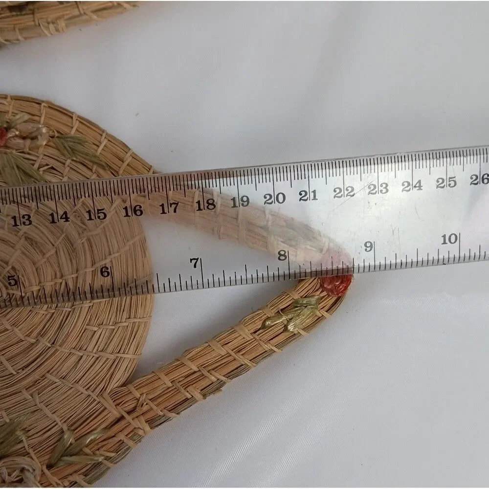 Vintage Hand Woven Straw Grass Trivets Hot Pads Wall Hangings Raffia Flowers